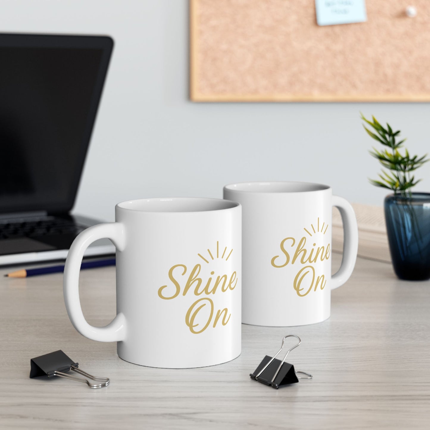Elegant Ceramic Mug - Perfect Gift for Coffee Lovers, Birthdays, Anniversaries, Home Decor, Customizable Design